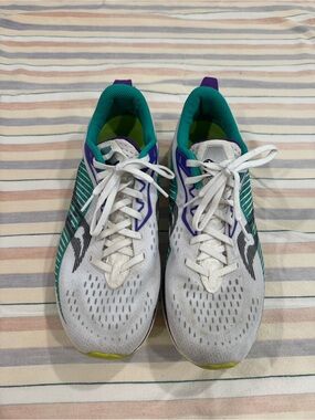 Saucony Endorphins Series 2 Women's White Teal Purple Lace-Up Running Shoes